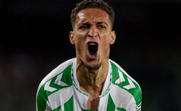 El precio que el Manchester pide al Betis por Antony: «He llorado» El precio que el Manchester pide al Betis por Antony: «He llorado»