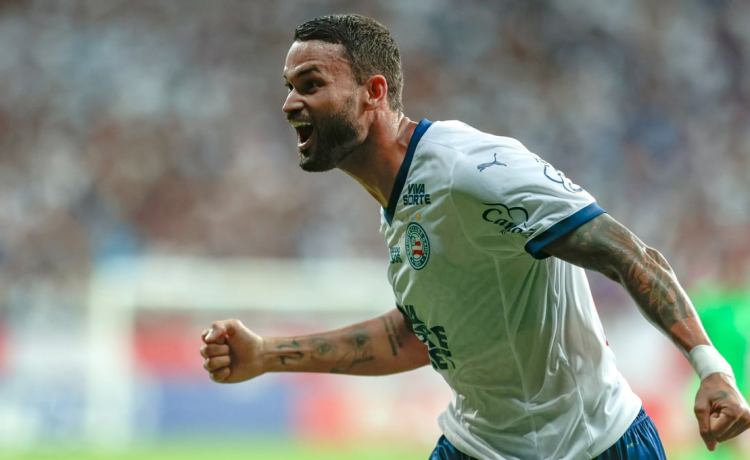 El oportuno despertar de Willian José El oportuno despertar de Willian José