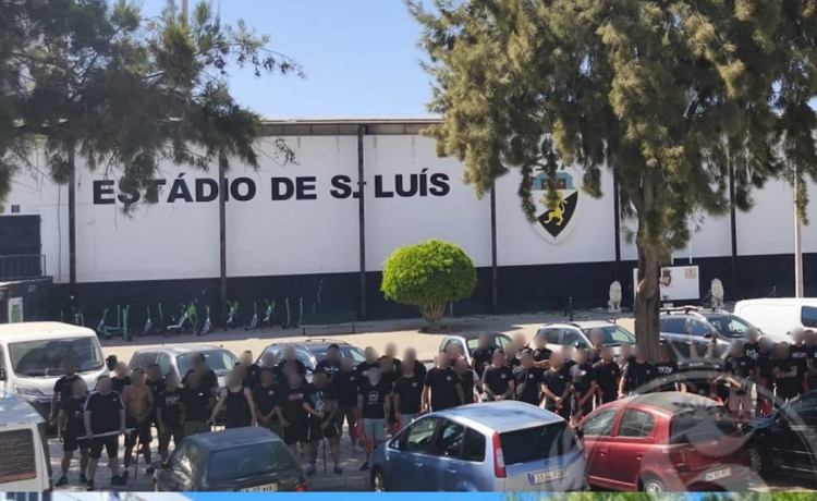 Tenso amago de lío en el encuentro de Sevilla y Betis en Faro Tenso amago de lío en el encuentro de Sevilla y Betis en Faro