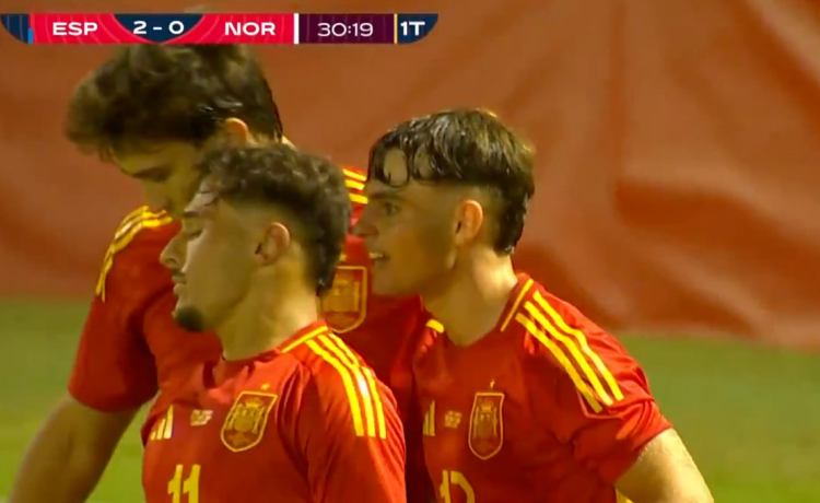 Provechosa vuelta a sus orígenes de Ángel Ortiz Provechosa vuelta a sus orígenes de Ángel Ortiz