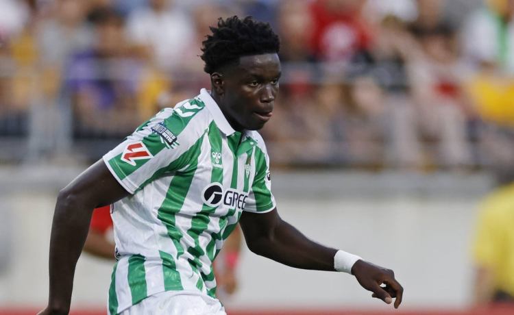 Otro de la cantera del Betis que puede dar un ingreso extra Otro de la cantera del Betis que puede dar un ingreso extra