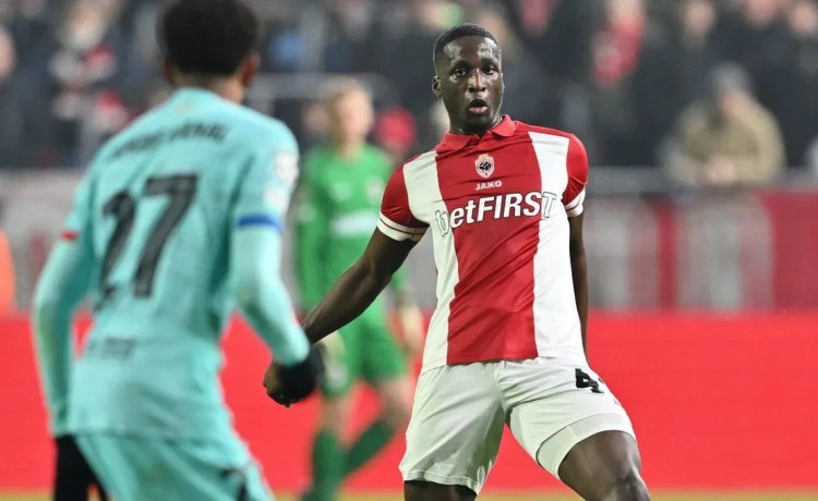 El Betis está cerca de atar a Coulibaly: los dos flecos que aún se discuten El Betis está cerca de atar a Coulibaly: los dos flecos que aún se discuten