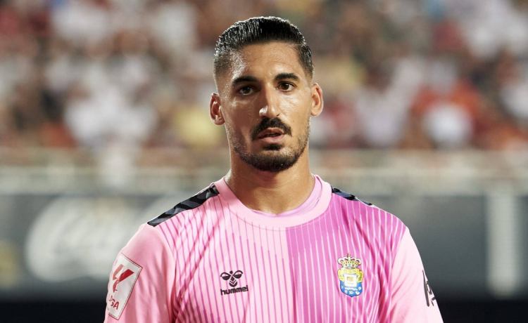 Álvaro Valles se frota las manos con el Betis Álvaro Valles se frota las manos con el Betis