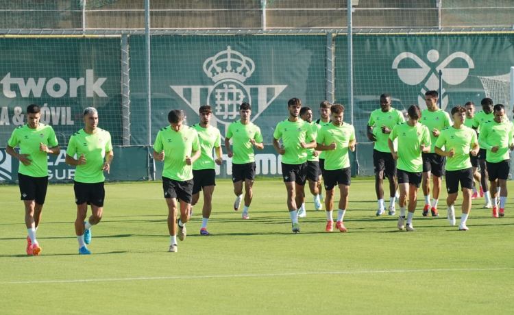 Johnny Cardoso adelanta sus vacaciones y vuelve con el grupo Johnny Cardoso adelanta sus vacaciones y vuelve con el grupo