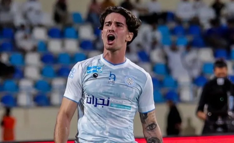 Otra opción para la salida de Álex Collado del Betis Otra opción para la salida de Álex Collado del Betis