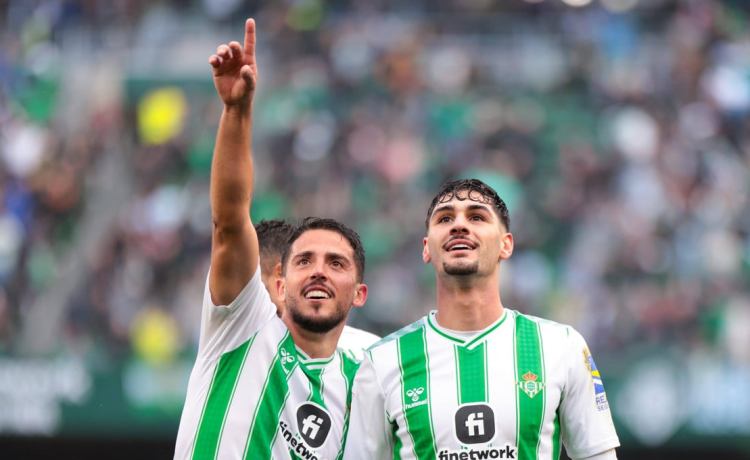 La razón asiste a los despachos y el blanquillo: de los Pabón 2.0 a LaLiga prioritaria La razón asiste a los despachos y el blanquillo: de los Pabón 2.0 a LaLiga prioritaria