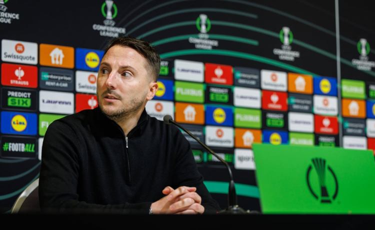 Milicevic, técnico del Gent: «¿El Betis? Llevamos diez años seguidos jugando en Europa» Milicevic, técnico del Gent: «¿El Betis? Llevamos diez años seguidos jugando en Europa»