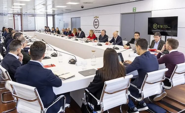 Sevilla y Betis meten mano ya al CTA Sevilla y Betis meten mano ya al CTA