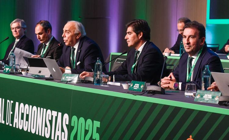 Un presupuesto ambicioso para la 25/26, superávit en las cuentas del Betis y aumento de la deuda neta Un presupuesto ambicioso para la 25/26, superávit en las cuentas del Betis y aumento de la deuda neta