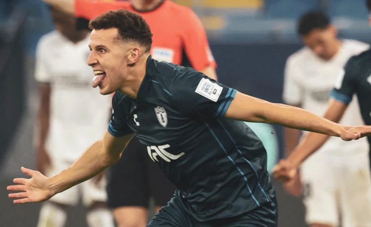 El golazo del ex sevillista Idrissi para tumbar al bicampeón Botafogo del ex bético Luiz Henrique El golazo del ex sevillista Idrissi para tumbar al bicampeón Botafogo del ex bético Luiz Henrique