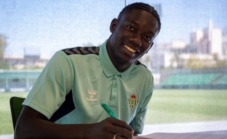 La traba que impide un nuevo ‘refuerzo’ para el Betis en Europa La traba que impide un nuevo ‘refuerzo’ para el Betis en Europa