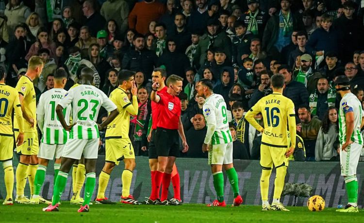 Se monta el lío con el Betis – Villarreal Se monta el lío con el Betis – Villarreal