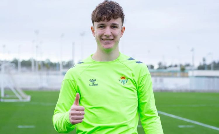 El Betis anuncia el traspaso de Félix Garreta tras perder protagonismo en el filial El Betis anuncia el traspaso de Félix Garreta tras perder protagonismo en el filial