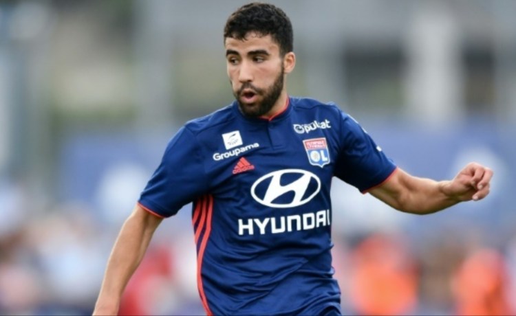 El Betis anuncia (al fin) la marcha del hermano de Fekir El Betis anuncia (al fin) la marcha del hermano de Fekir