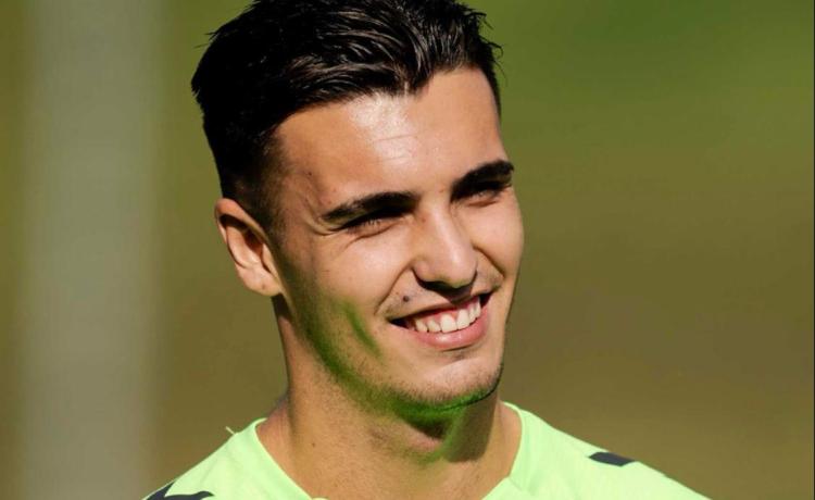 Ismael Sierra: «Vuelvo al Betis con la ilusión de romperla aquí» Ismael Sierra: «Vuelvo al Betis con la ilusión de romperla aquí»
