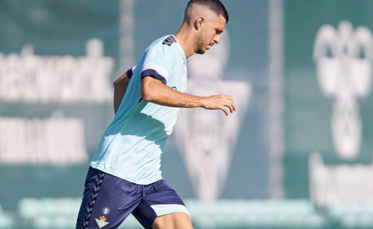 Guido Rodríguez y Ayoze vuelven a entrenarse con el grupo Guido Rodríguez y Ayoze vuelven a entrenarse con el grupo