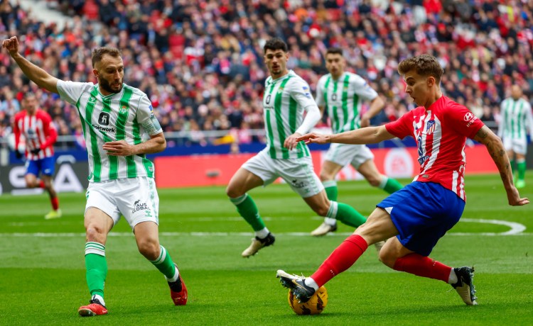 Pezzella: «Hicimos un primer tiempo muy malo en el que nos superaron y no nos salió nada» Pezzella: «Hicimos un primer tiempo muy malo en el que nos superaron y no nos salió nada»