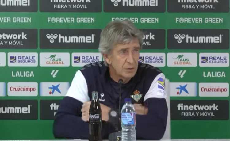 Pellegrini: «El Villarreal tuvo un traspié, pero son campeonatos distintos» Pellegrini: «El Villarreal tuvo un traspié, pero son campeonatos distintos»