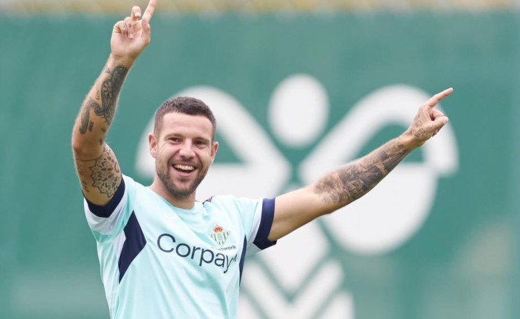 Aitor Ruibal vuelve a entrenar con el grupo Aitor Ruibal vuelve a entrenar con el grupo