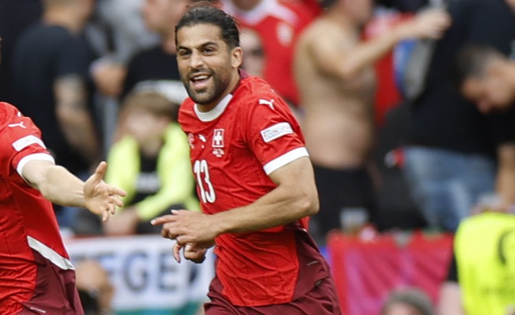 El agente de Ricardo Rodríguez mete al Betis en la puja por su fichaje El agente de Ricardo Rodríguez mete al Betis en la puja por su fichaje