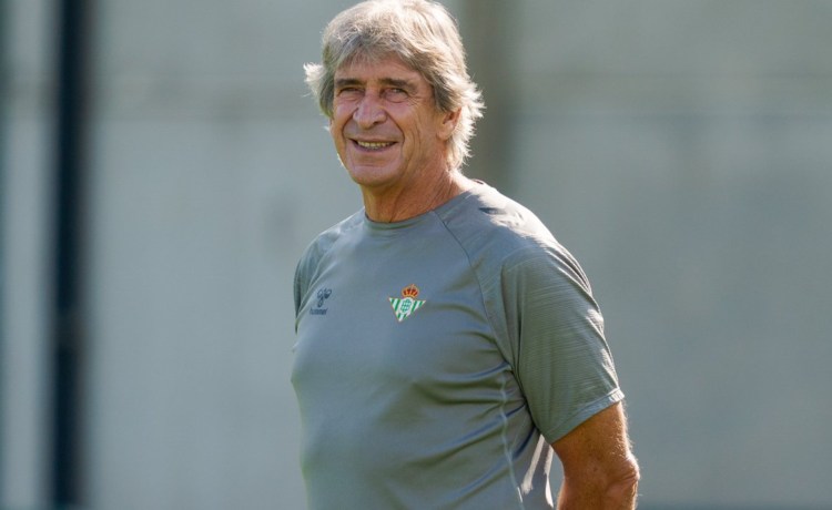 Pellegrini: «La cantidad de partidos es enorme, en algún momento hay que revisarlo con seriedad» Pellegrini: «La cantidad de partidos es enorme, en algún momento hay que revisarlo con seriedad»