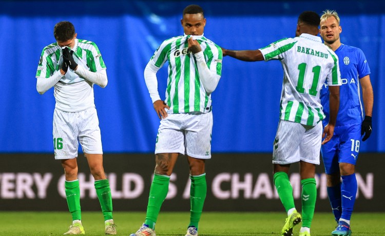 El Betis toca fondo en un momento clave de la temporada El Betis toca fondo en un momento clave de la temporada