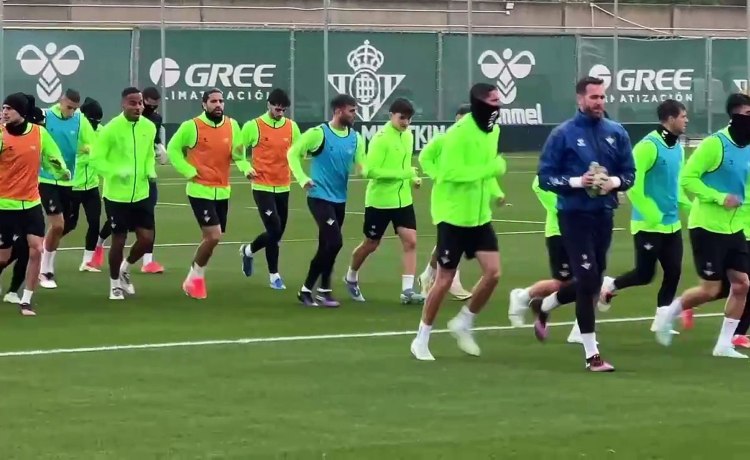 Lo Celso y Ricardo vuelven en el primer día de Antony con el grupo Lo Celso y Ricardo vuelven en el primer día de Antony con el grupo