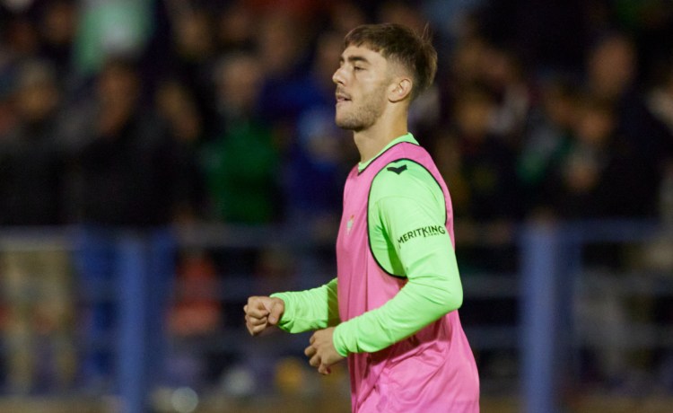 Betis y Celta ultiman el acuerdo para la cesión de Iker Losada Betis y Celta ultiman el acuerdo para la cesión de Iker Losada