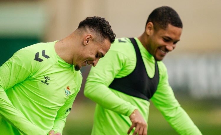 La adaptación exprés de Antony al Betis La adaptación exprés de Antony al Betis