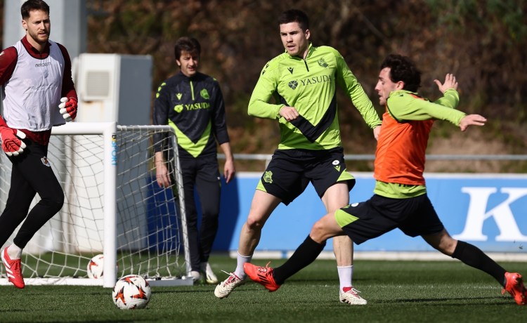 Zubeldia, Aihen y Odriozola vuelven y Barrenetxea se mantiene en la lista para visitar al Betis Zubeldia, Aihen y Odriozola vuelven y Barrenetxea se mantiene en la lista para visitar al Betis