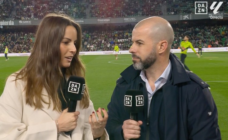 Manu Fajardo: «Vitor Roque no ha pedido salir, ni su entorno ni el Barcelona» Manu Fajardo: «Vitor Roque no ha pedido salir, ni su entorno ni el Barcelona»