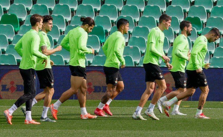 La convocatoria frente al Gent, sin Lo Celso ni Roca, pero con Dani Pérez La convocatoria frente al Gent, sin Lo Celso ni Roca, pero con Dani Pérez