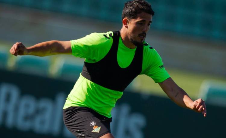 El Betis se ejercita con Fornals y William Carvalho, pero sin Bakambu El Betis se ejercita con Fornals y William Carvalho, pero sin Bakambu