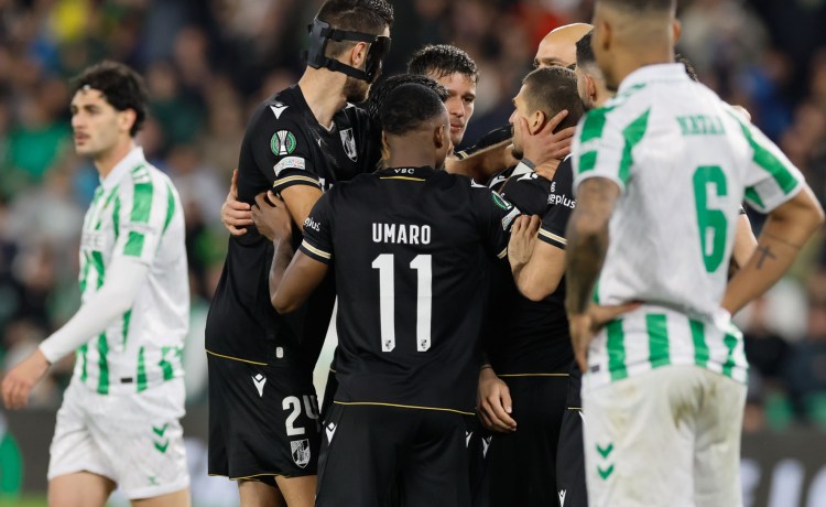 Los problemas regresan al Betis de la mano de la fragilidad Los problemas regresan al Betis de la mano de la fragilidad