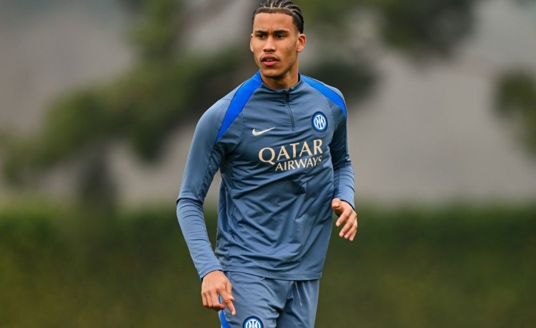 Álex Pérez, el español ex Betis que ya entrena con el primer equipo del Inter Álex Pérez, el español ex Betis que ya entrena con el primer equipo del Inter