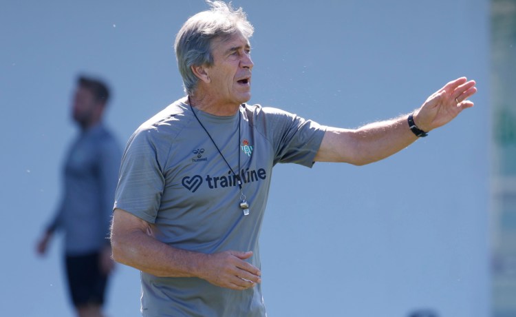 Pellegrini: «Queremos despedirnos del Villamarín con una victoria» Pellegrini: «Queremos despedirnos del Villamarín con una victoria»