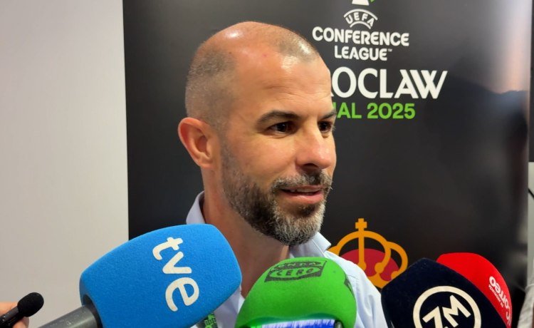 Fajardo, a fondo: la final, Isco, el futuro de Antony, el sueño del título… Fajardo, a fondo: la final, Isco, el futuro de Antony, el sueño del título…