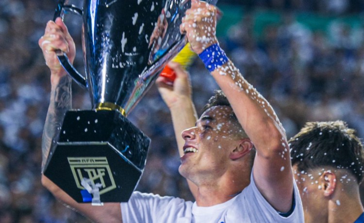 Valentín Gómez paga su cláusula con Vélez para firmar por el Betis Valentín Gómez paga su cláusula con Vélez para firmar por el Betis