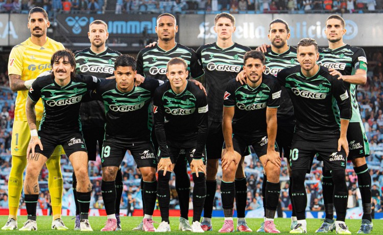 Una plantilla de más de 200 millones con un único futbolista cedido Una plantilla de más de 200 millones con un único futbolista cedido