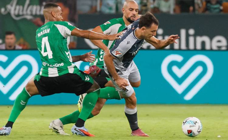 ¿Debió ser la primera amarilla a Natan la segunda y ser expulsado? ¿Debió ser la primera amarilla a Natan la segunda y ser expulsado?