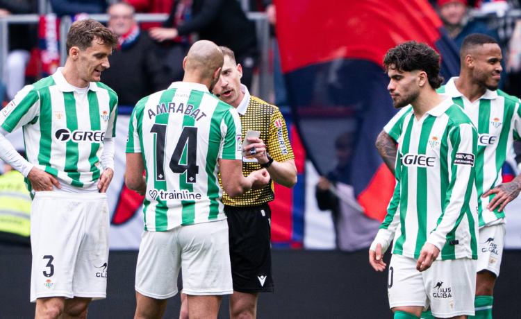 Diego Llorente: «Es frustrante que se premie tocar antes el balón sin ninguna intención de jugar» Diego Llorente: «Es frustrante que se premie tocar antes el balón sin ninguna intención de jugar»
