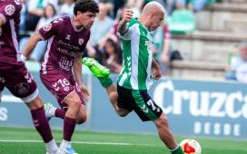 Betis Deportivo 1-0 Antequera: Pablo García prolonga la esperanza en Los Bermejales Betis Deportivo 1-0 Antequera: Pablo García prolonga la esperanza en Los Bermejales