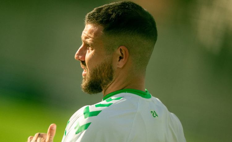 El Betis recibe al Málaga con tres bajas, un regreso importante y el descarte esperado en la lista de Pellegrini El Betis recibe al Málaga con tres bajas, un regreso importante y el descarte esperado en la lista de Pellegrini