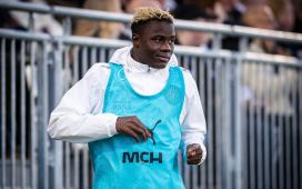 La oferta árabe que han rechazado por Franculino Dju, monitoreado por el Betis, y que marca su precio La oferta árabe que han rechazado por Franculino Dju, monitoreado por el Betis, y que marca su precio