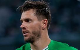 Debate candente con el futuro de Lo Celso por su segundo plano en el Betis: «En enero le enseño la puerta de salida» Debate candente con el futuro de Lo Celso por su segundo plano en el Betis: «En enero le enseño la puerta de salida»