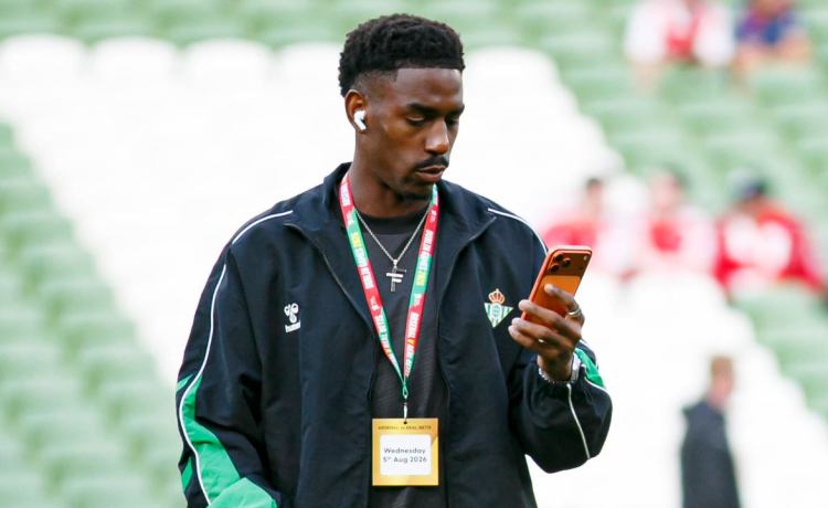 El futuro de Junior Firpo y las posturas de ambas partes en una movida recta final del mercado El futuro de Junior Firpo y las posturas de ambas partes en una movida recta final del mercado