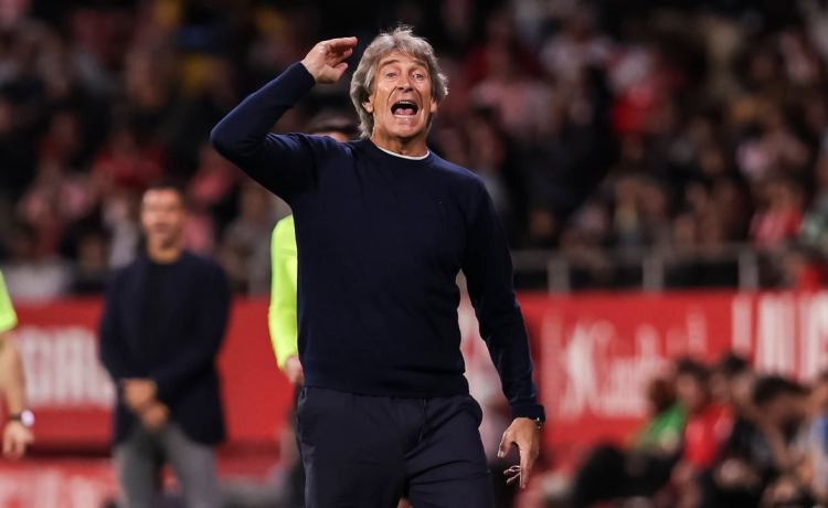 Pellegrini se rinde ante Isco tras la victoria del Betis ante el Girona: «Tiene una calidad innata que no se pierde» Pellegrini se rinde ante Isco tras la victoria del Betis ante el Girona: «Tiene una calidad innata que no se pierde»