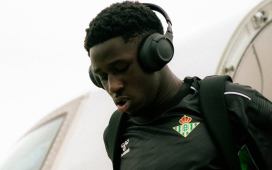 Ofertas para llevarse a Gnangoro Bouaré y respuesta inmediata a la espera del Betis Ofertas para llevarse a Gnangoro Bouaré y respuesta inmediata a la espera del Betis
