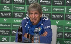 Pellegrini responde a los críticos mientras acaricia la Champions con el Betis: «La quinta plaza no es tan mala como muchos pensaron» Pellegrini responde a los críticos mientras acaricia la Champions con el Betis: «La quinta plaza no es tan mala como muchos pensaron»