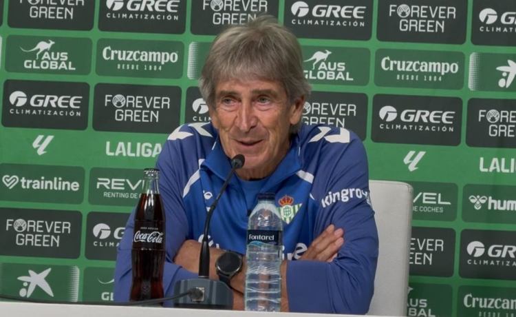 Pellegrini responde a los críticos mientras acaricia la Champions con el Betis: «La quinta plaza no es tan mala como muchos pensaron» Pellegrini responde a los críticos mientras acaricia la Champions con el Betis: «La quinta plaza no es tan mala como muchos pensaron»